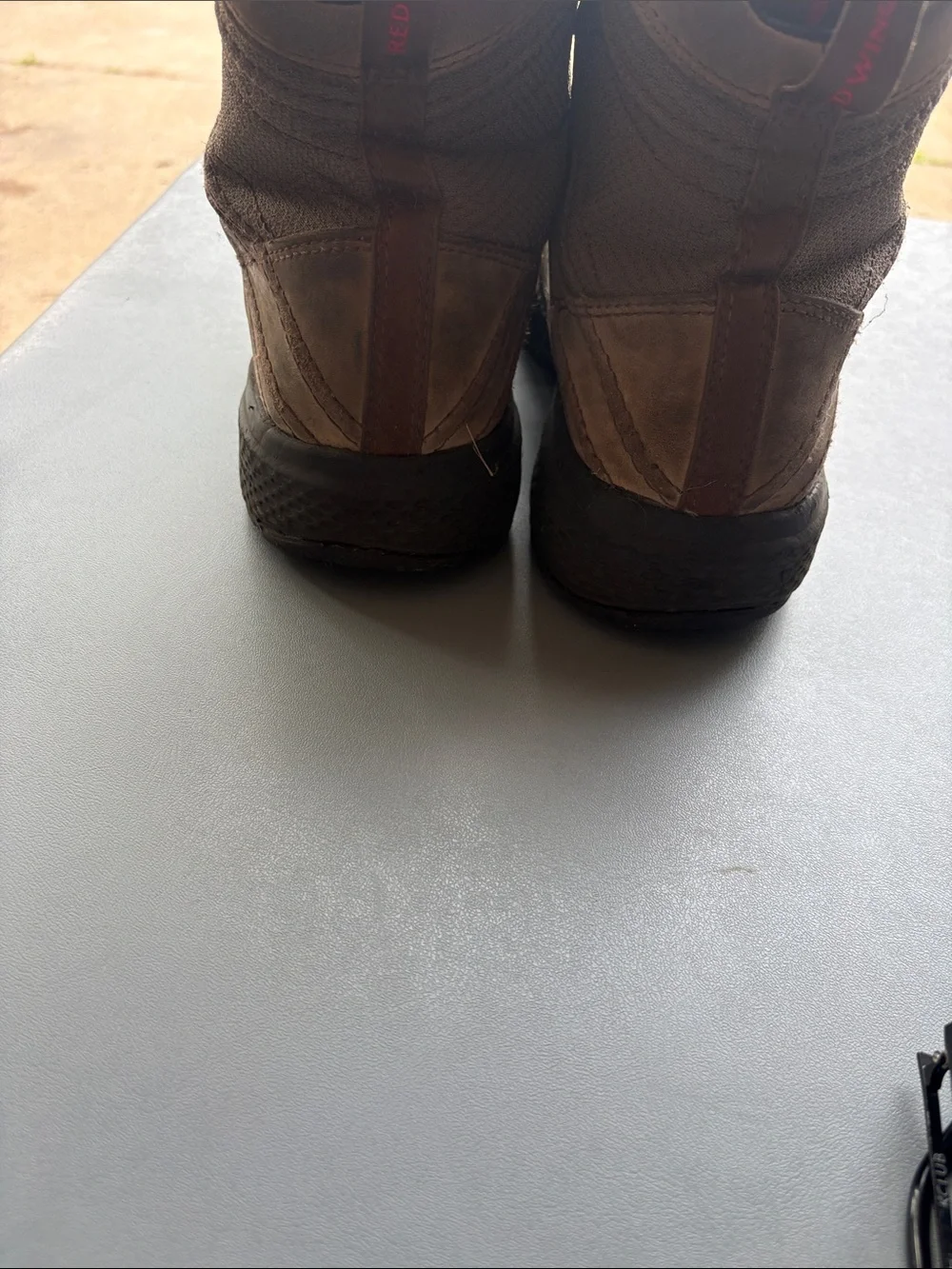 Red Wing Shoes Brown Leather Lace-Up Work Boots with Black Toe Caps